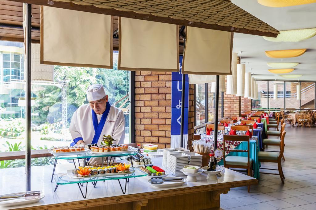 Lotus Pang Suan Kaew Hotel Chiang Mai Zewnętrze zdjęcie